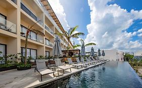 Hive Cancun By G Hotels